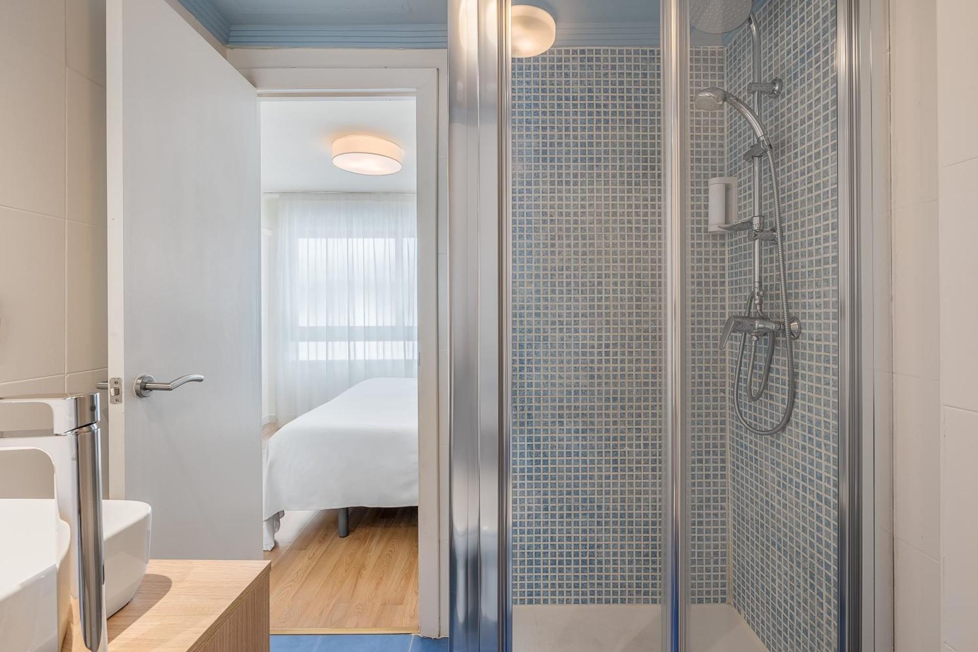 Granada Suites By Olala Homes Bagian luar foto